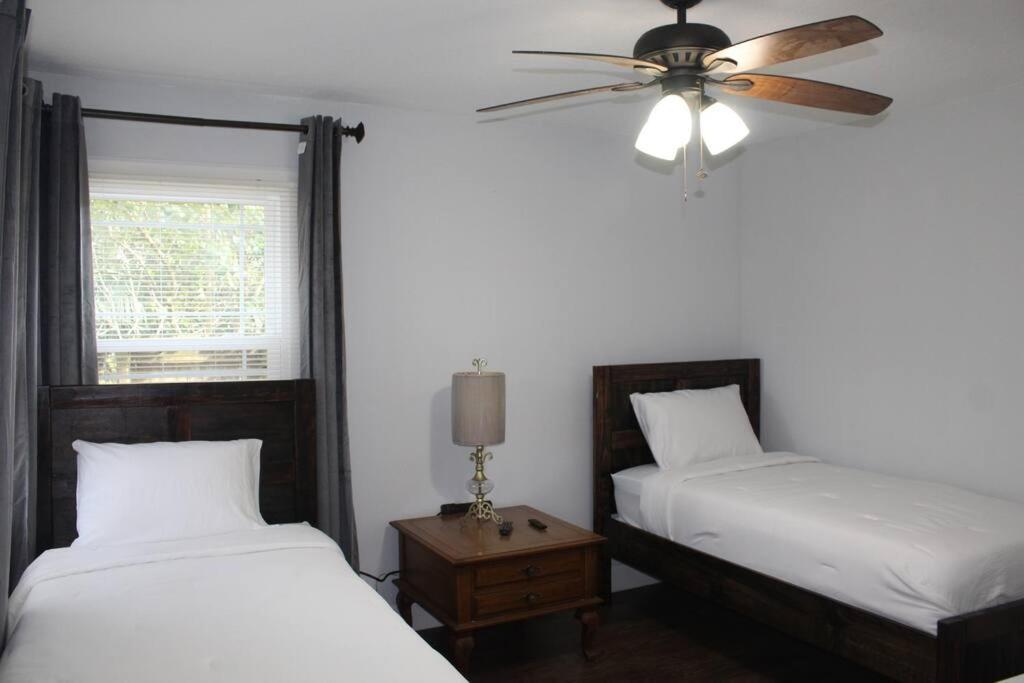 ☆The Oasis In Murray Hill☆ -Sleeps 8- Wifi- Cozy Джексонвілл Екстер'єр фото