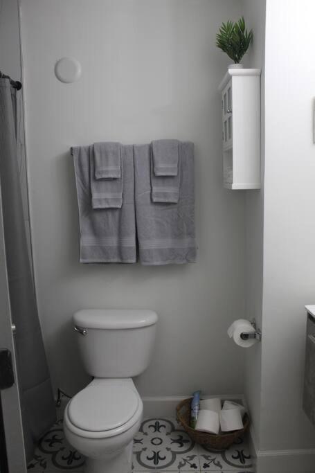 ☆The Oasis In Murray Hill☆ -Sleeps 8- Wifi- Cozy Джексонвілл Екстер'єр фото